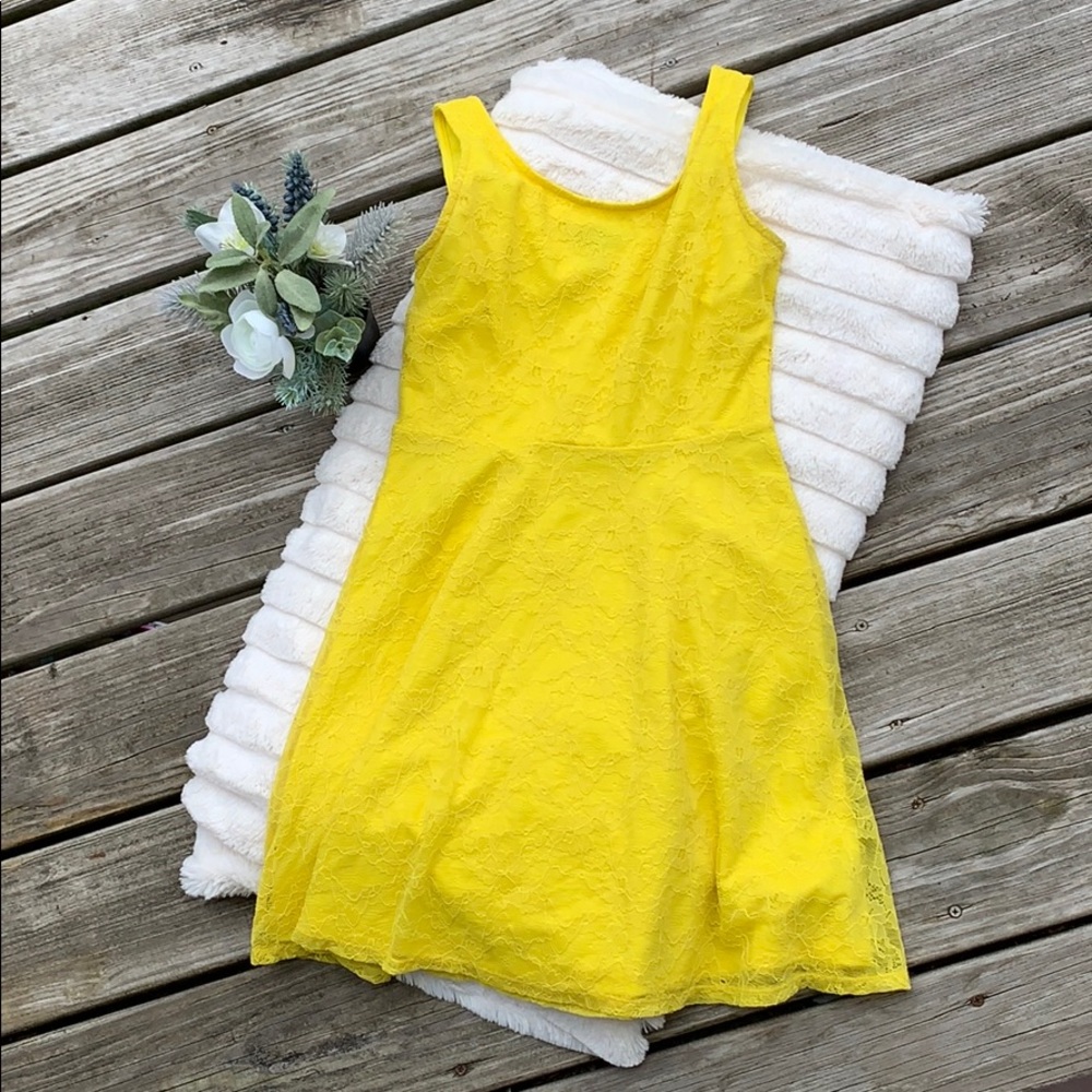 FOREVER 21 YELLOW SUN DRESS✨